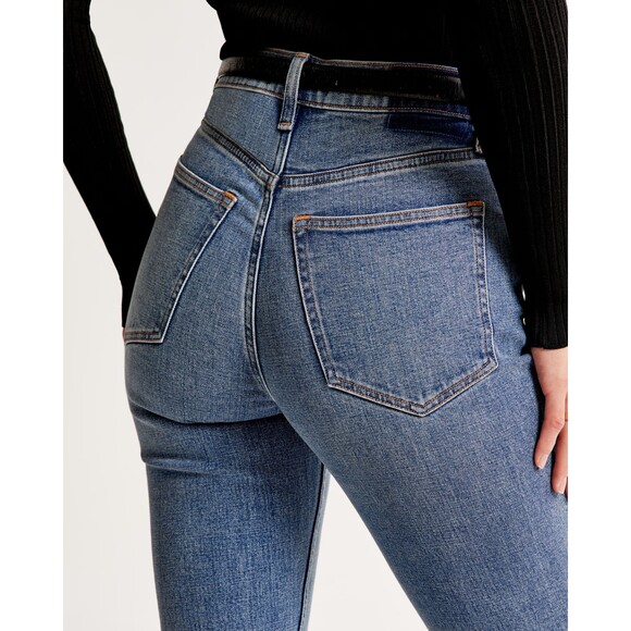 Abercrombie & Fitch Ultra High Rise 90s Slim Straight Jean NWT SIZE 31/12S - Picture 12 of 12